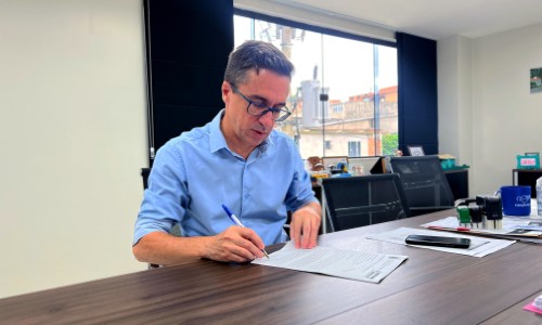 Prefeito de Pinheiral propõe à Câmara Projeto de Lei para subsídio do reajuste da tarifa do transporte coletivo municipal